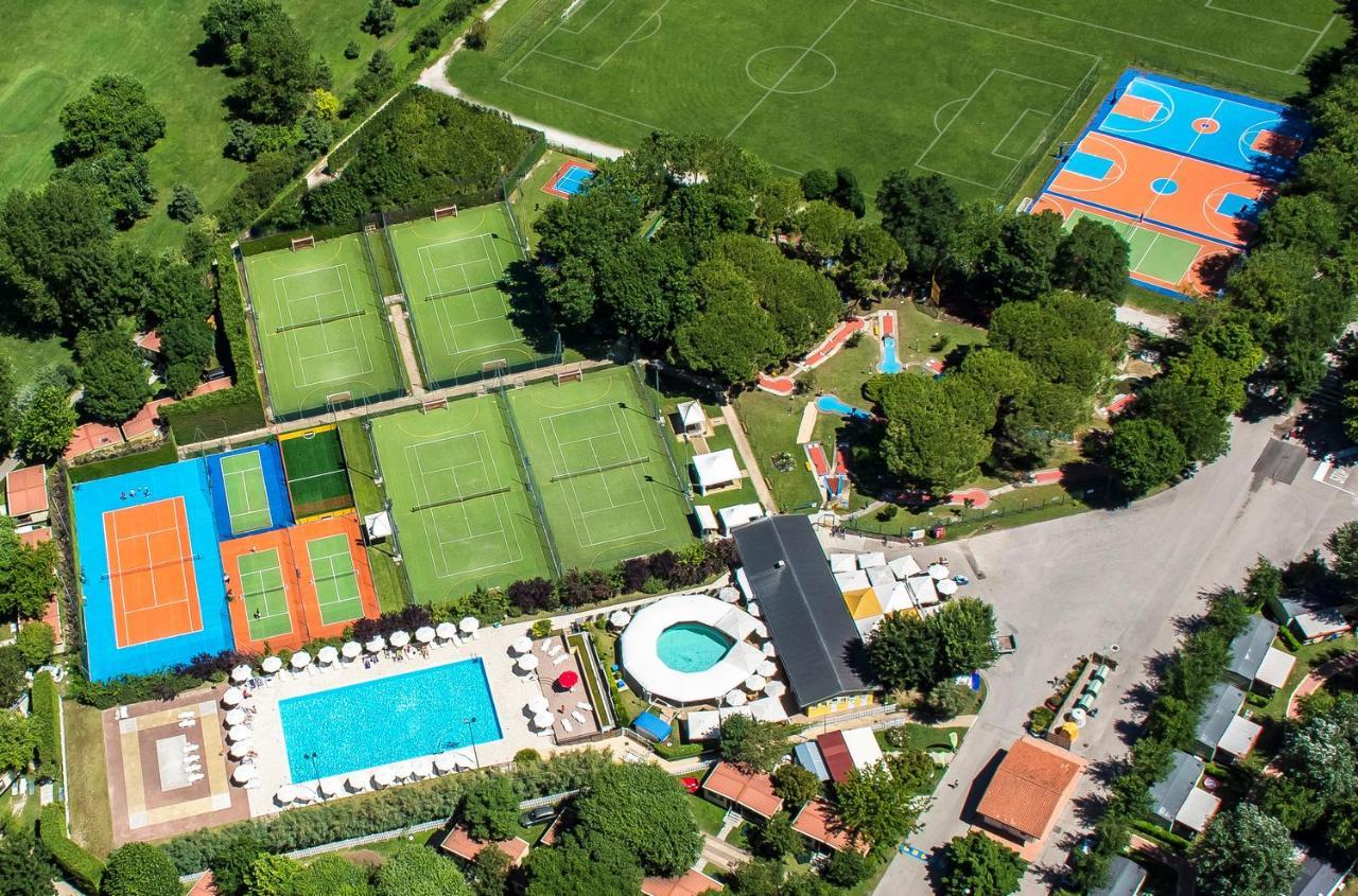 Centro Vacanze Pra' Delle Torri Caorle Exterior foto